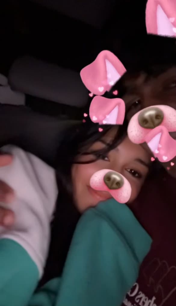 Cozy selfie in green